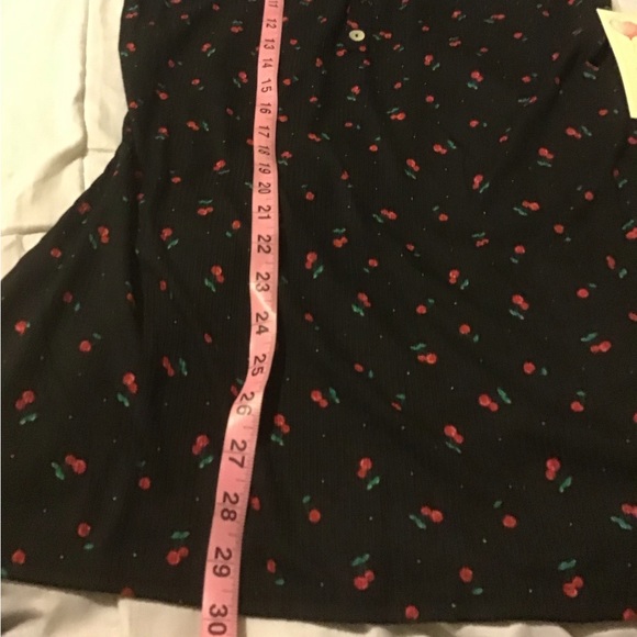 Lovely Bubbly 2X plus size cherry black tank top with scrunchie NWT - Picture 3 of 9